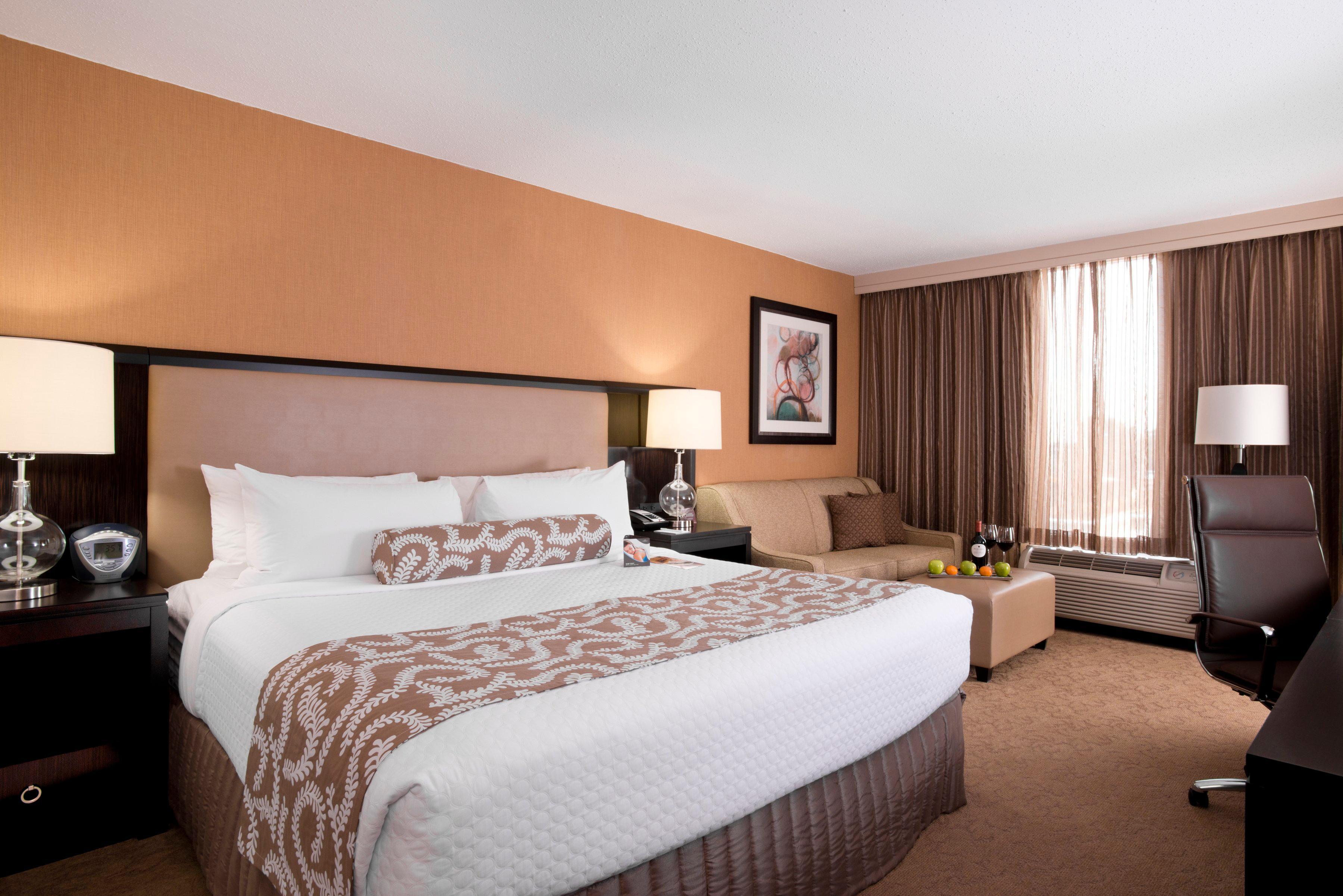 Crowne Plaza Greenville By Ihg Exterior photo