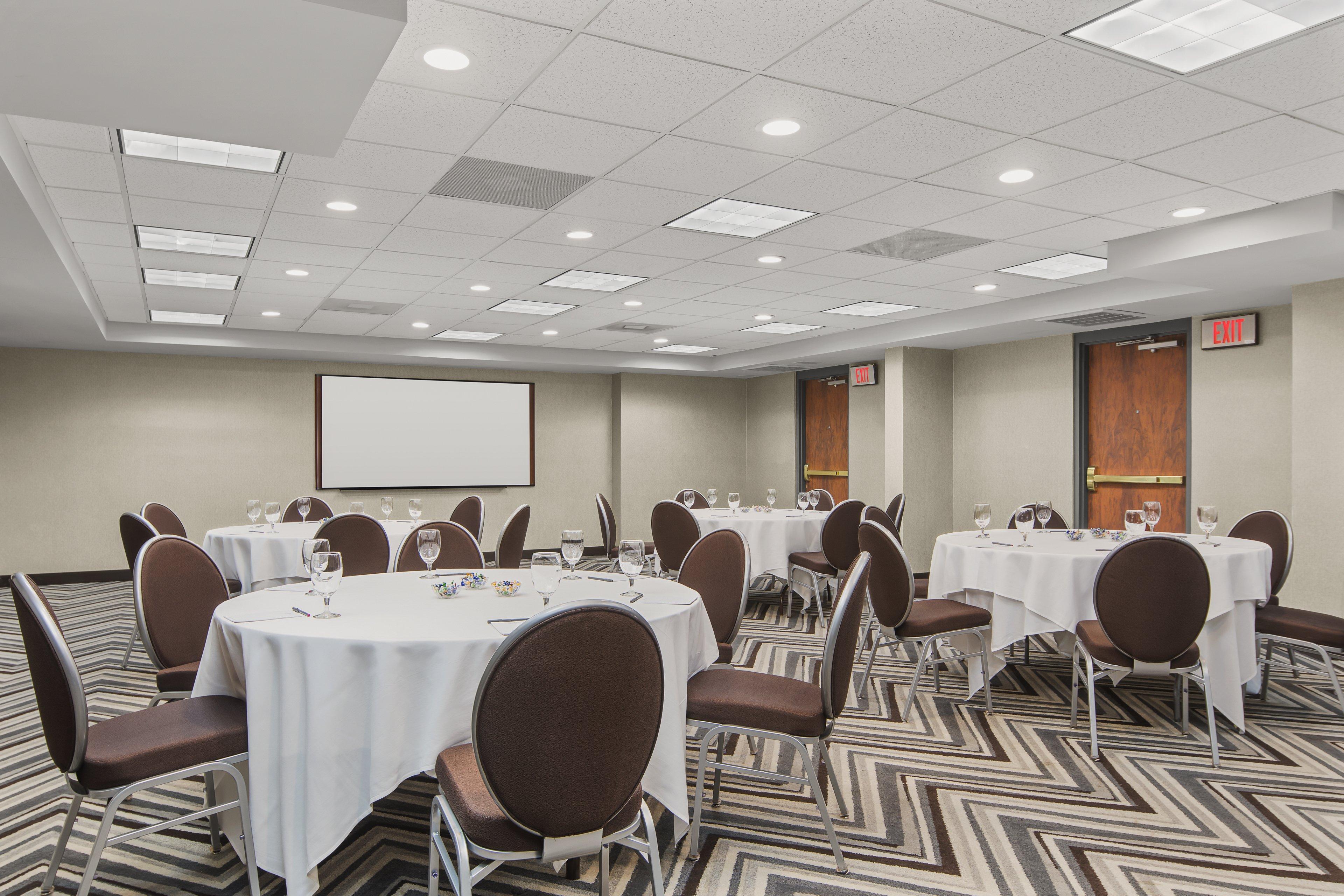 Crowne Plaza Greenville By Ihg Exterior photo