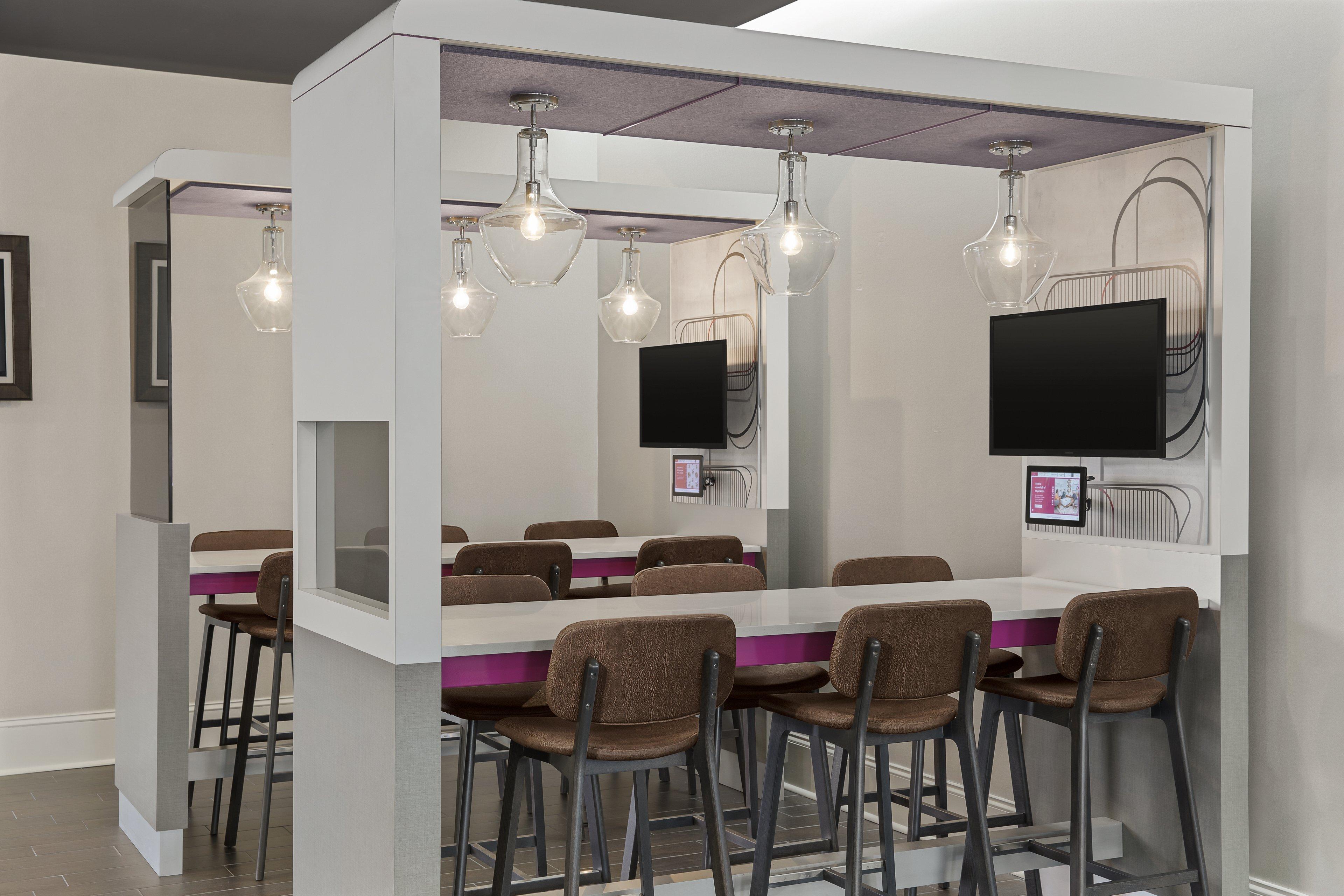 Crowne Plaza Greenville By Ihg Exterior photo