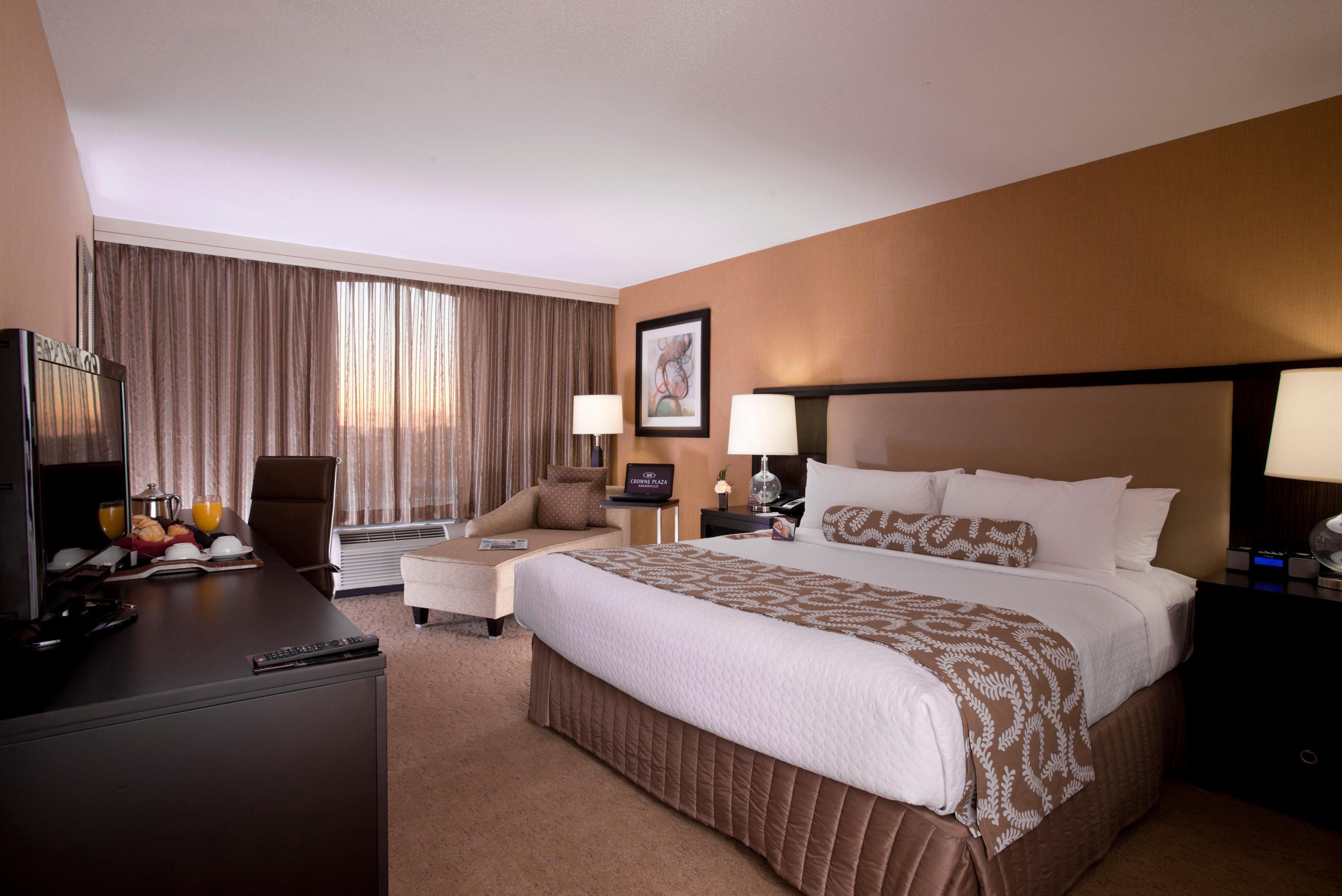 Crowne Plaza Greenville By Ihg Exterior photo