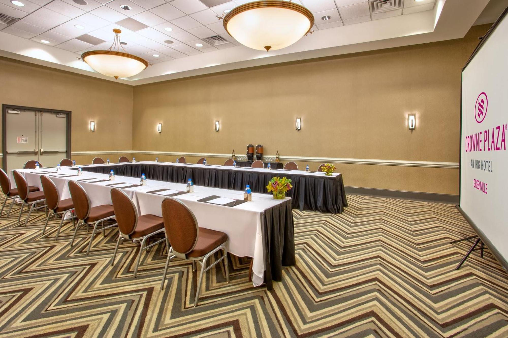 Crowne Plaza Greenville By Ihg Exterior photo