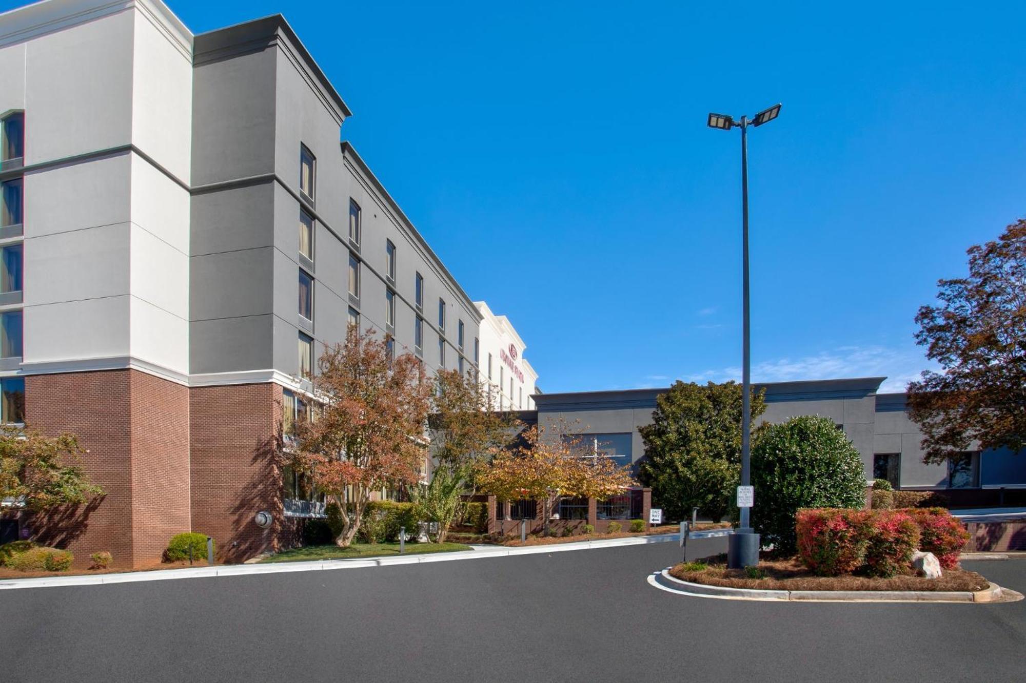 Crowne Plaza Greenville By Ihg Exterior photo